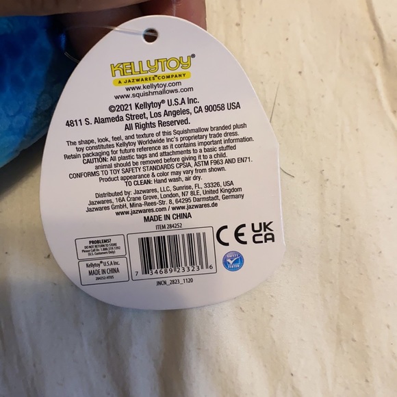 Dominic SQUISHMALLOW - Picture 5 of 5